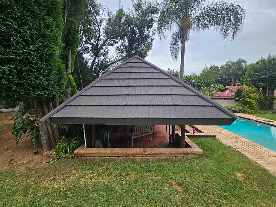 Professional high-pressure roof washing and tile cleaning