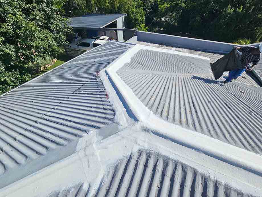 Professional roof joint and chimney flashing waterproofing